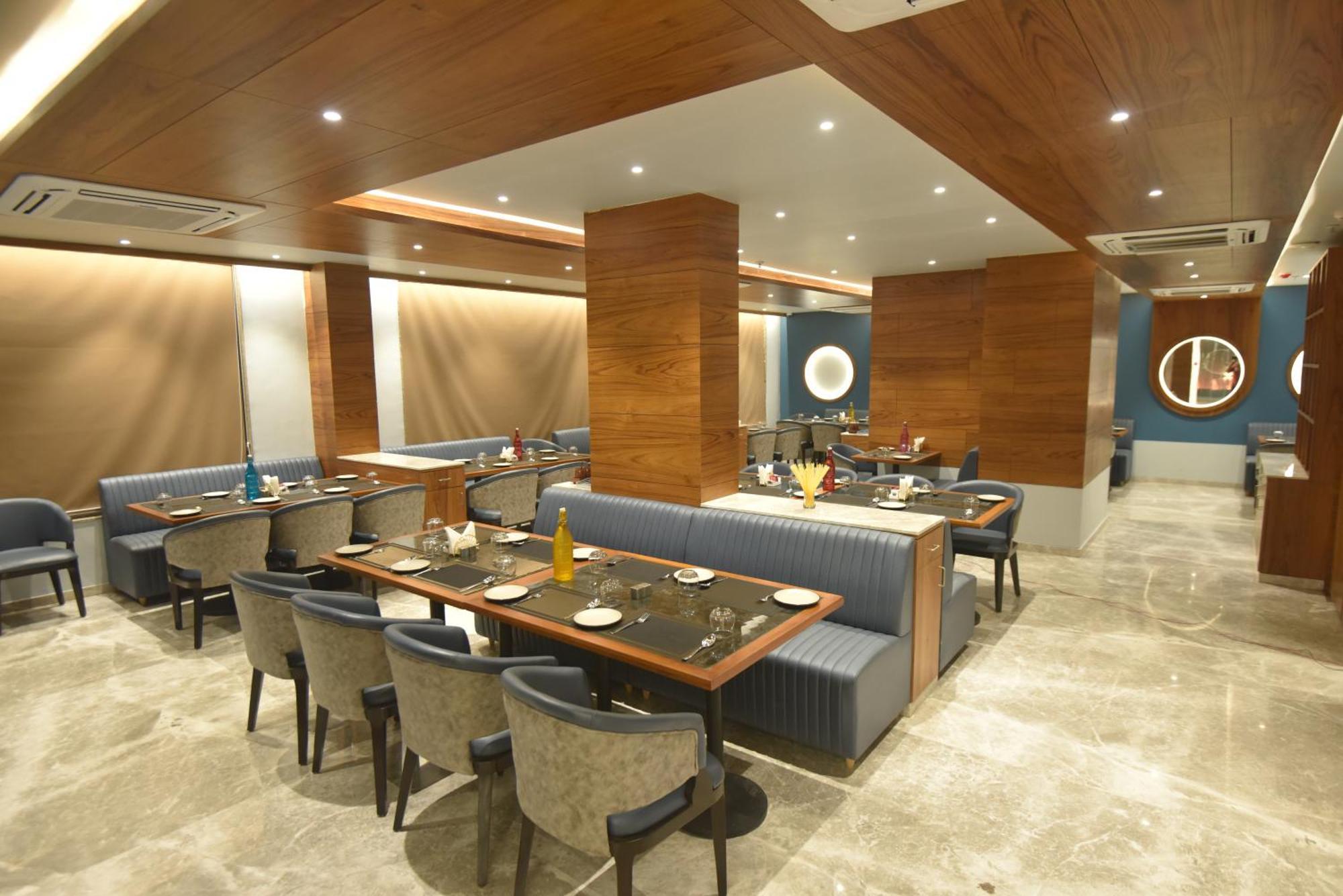 Kings Kraft Tremezzo Inn, Somnath Exterior photo